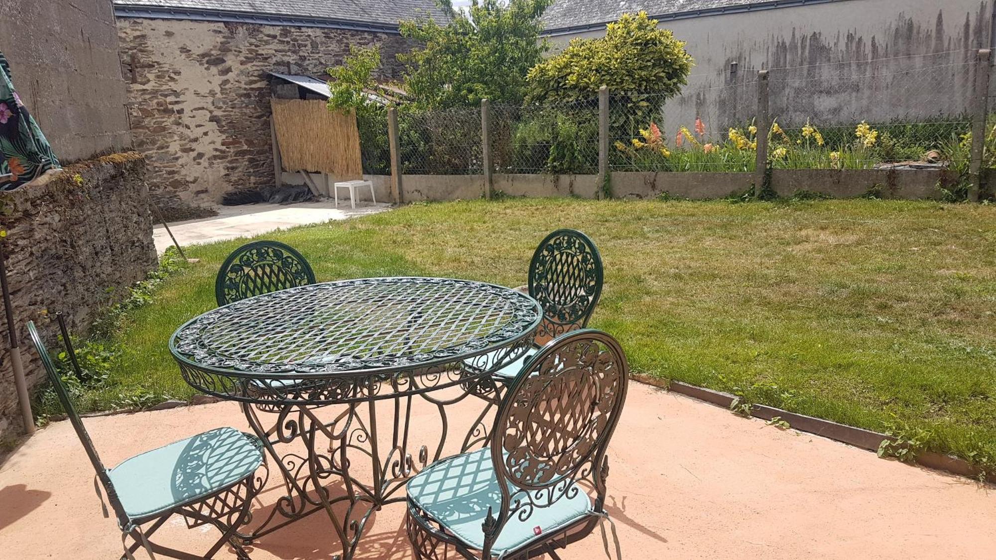 Nouveau Gite Beaulieu A Combrée Extérieur photo